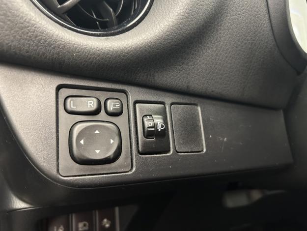 TOYOTA Yaris 1.5 VVT-I HYBRID Dynamic  1.5 101 ch 
