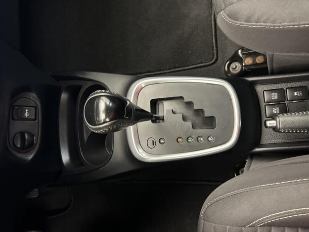 TOYOTA Yaris 1.5 VVT-I HYBRID Dynamic  1.5 101 ch 