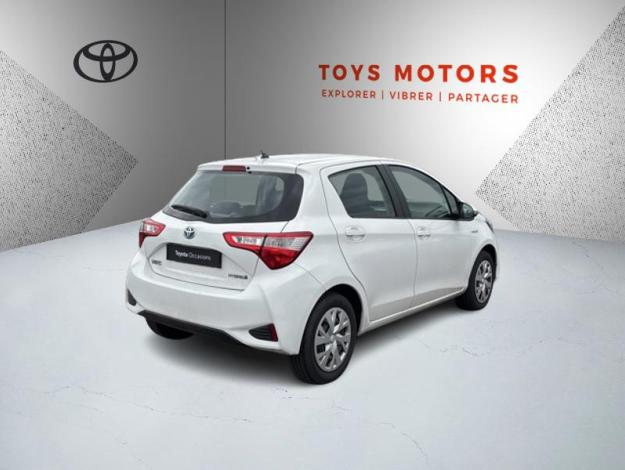 TOYOTA Yaris 100h France  