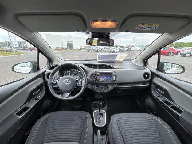 TOYOTA Yaris 100h France  