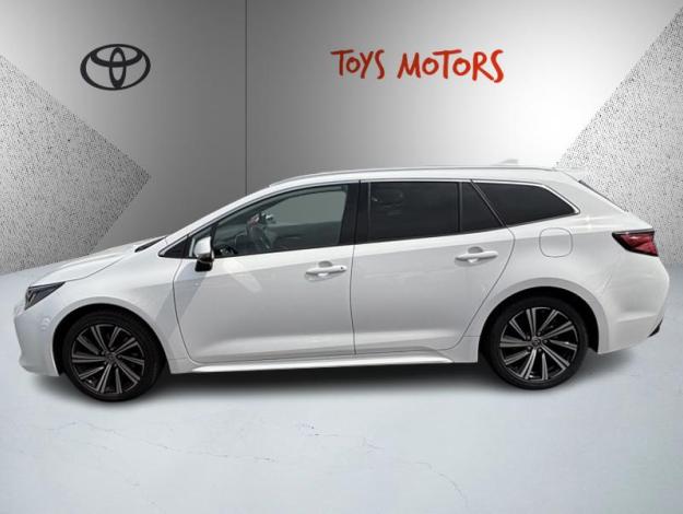 TOYOTA Corolla Touring Sports 122h Design   