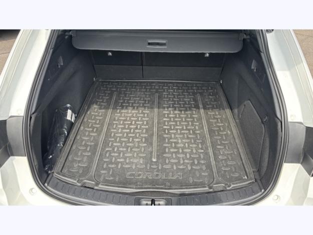 TOYOTA Corolla Touring Sports 122h Design   
