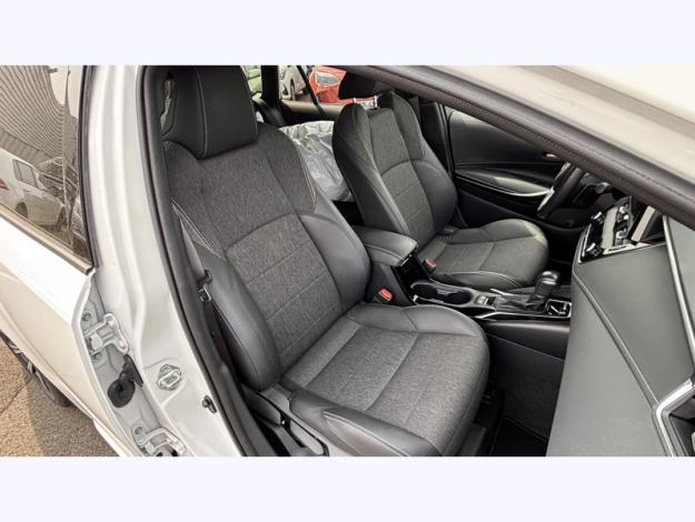 TOYOTA Corolla Touring Sports 122h Design   