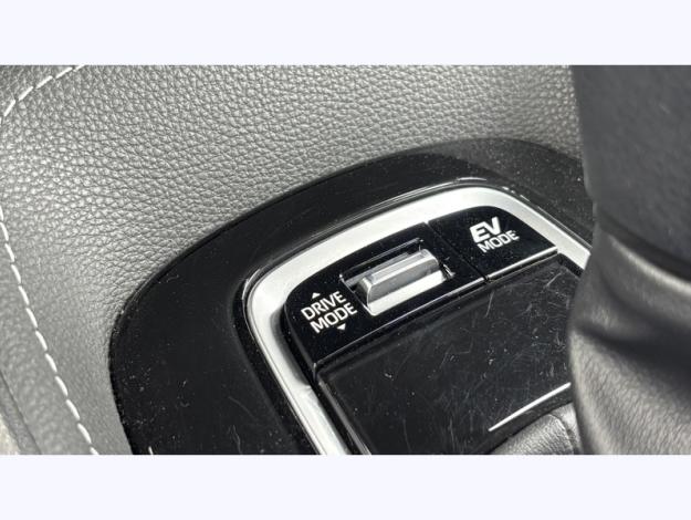 TOYOTA Corolla Touring Sports 122h Design   