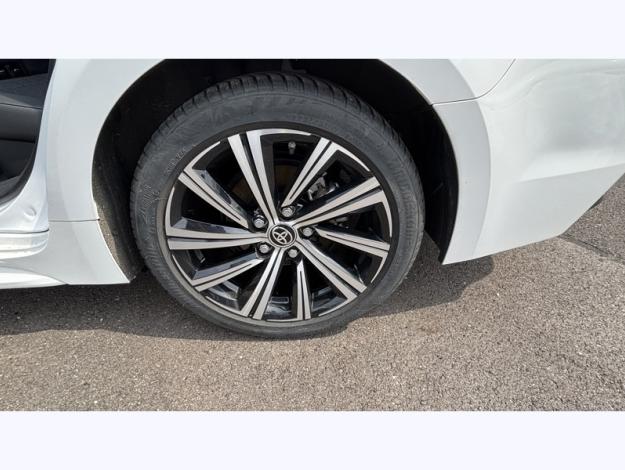 TOYOTA Corolla Touring Sports 122h Design   