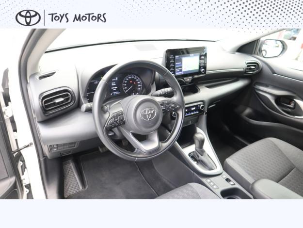 TOYOTA Yaris Hybride 116h Dynamic Business Beyond Zer  