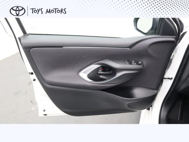 TOYOTA Yaris Hybride 116h Dynamic Business Beyond Zer  