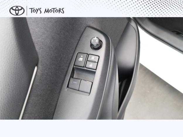 TOYOTA Yaris Hybride 116h Dynamic Business Beyond Zer  