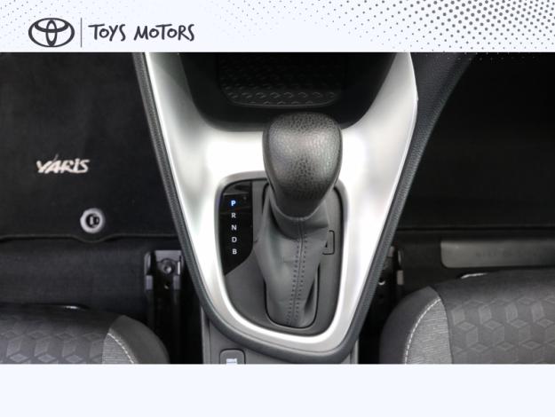 TOYOTA Yaris Hybride 116h Dynamic Business Beyond Zer  