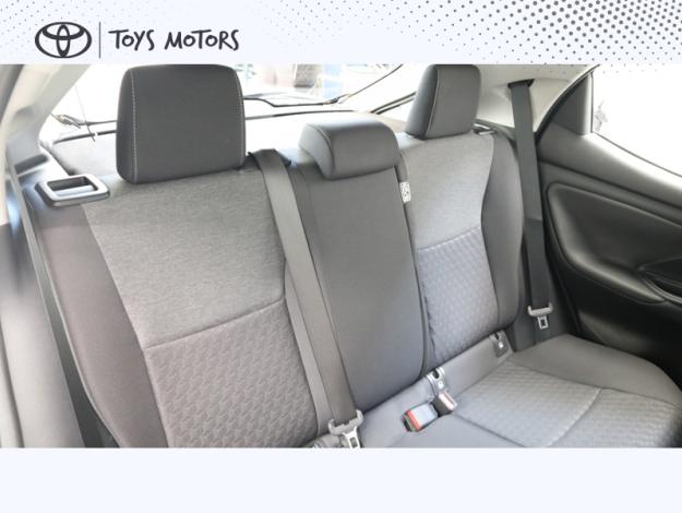 TOYOTA Yaris Hybride 116h Dynamic Business Beyond Zer  
