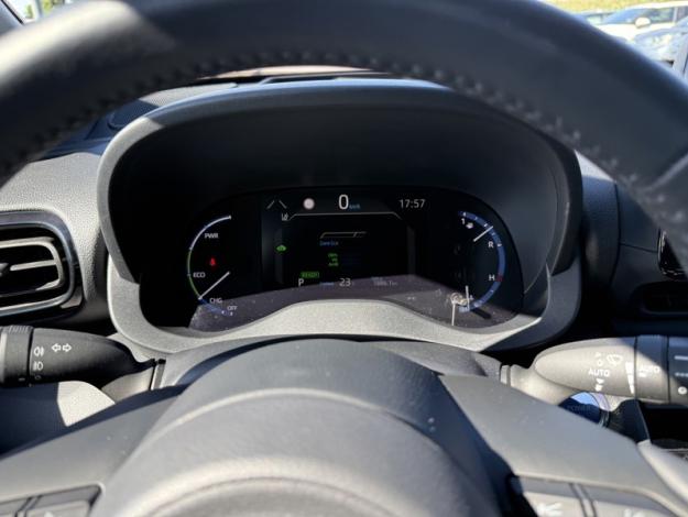 TOYOTA Yaris Cross 1.5 HYBRID 116H TRAIL AUTO  