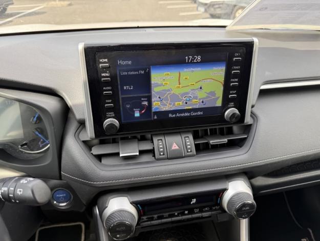 TOYOTA RAV4 2WD 218ch Dynamic  
