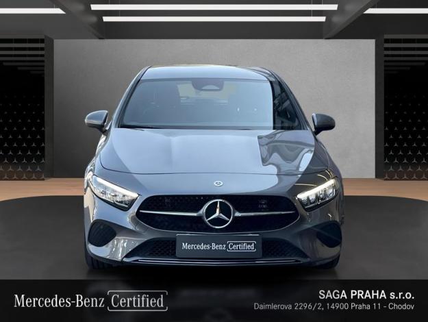 MERCEDES-BENZ A-Třída A 180 Progressive Edition (8/19)