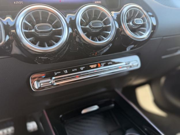 MERCEDES-BENZ EQA 250+ Business Edition  EQA 250+ Business Edition