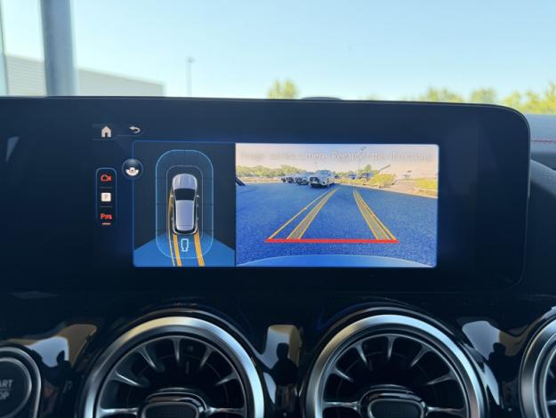 MERCEDES-BENZ EQA 250+ Business Edition  EQA 250+ Business Edition