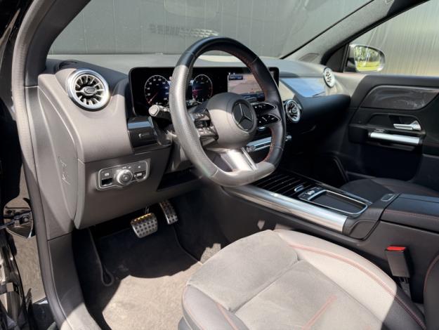 MERCEDES-BENZ GLA 200 d AMG Line  