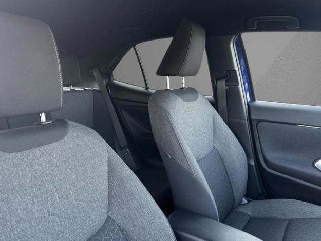 TOYOTA Yaris Cross Hybrid 2WD Design   