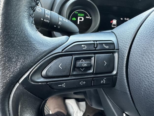 TOYOTA Yaris Cross Hybrid 2WD Design   