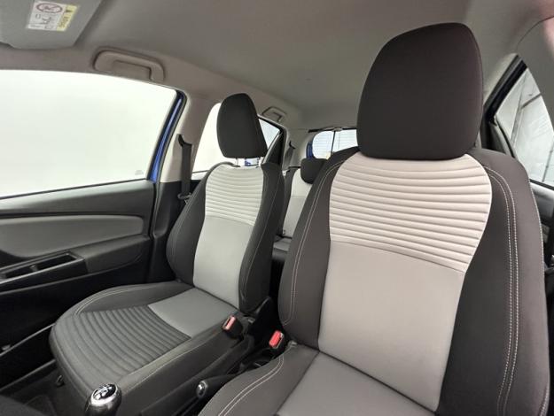 TOYOTA Yaris 110 VVT-i France  