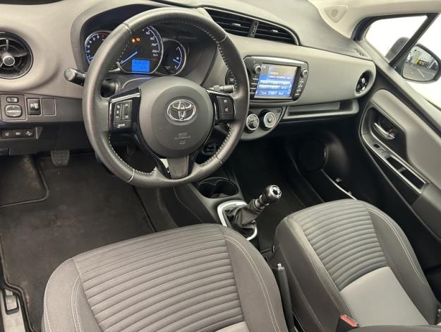 TOYOTA Yaris 110 VVT-i France  