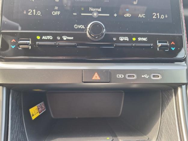 LEXUS LBX 1.5 136H 2WD Emotion  LBX HYBRIDE 2WD EMOTION PACK TECH MY26