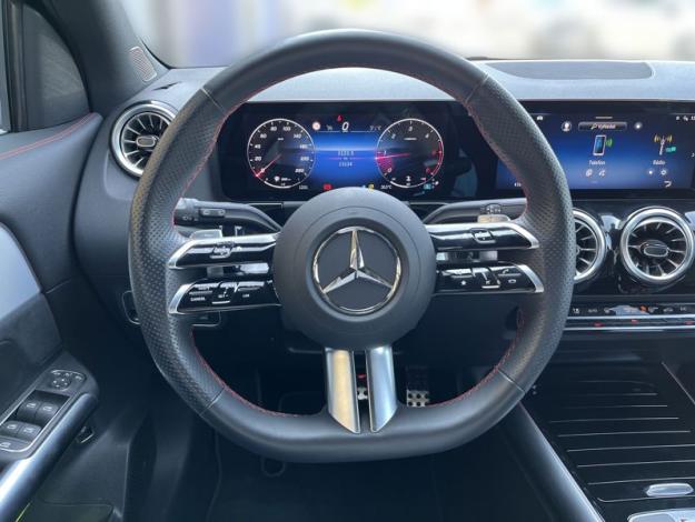 MERCEDES-BENZ GLA GLA 200 d AMG Style Edition (11/18)
