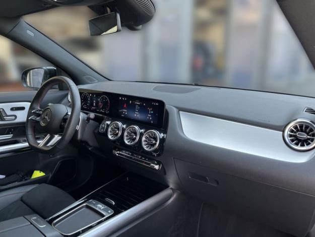 MERCEDES-BENZ GLA GLA 200 d AMG Style Edition (15/18)