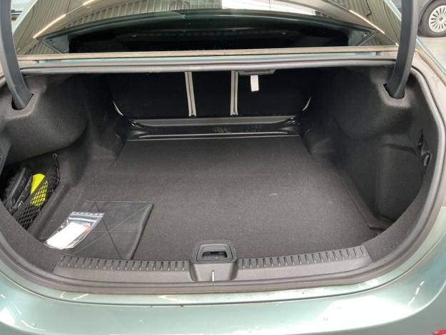 MERCEDES-BENZ E-Klasse E 220 d Limousine