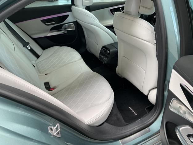 MERCEDES-BENZ E-Klasse E 220 d Limousine