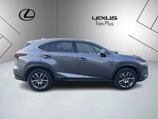 LEXUS NX 2.5 300H Luxe 4WD / Pano Kick  