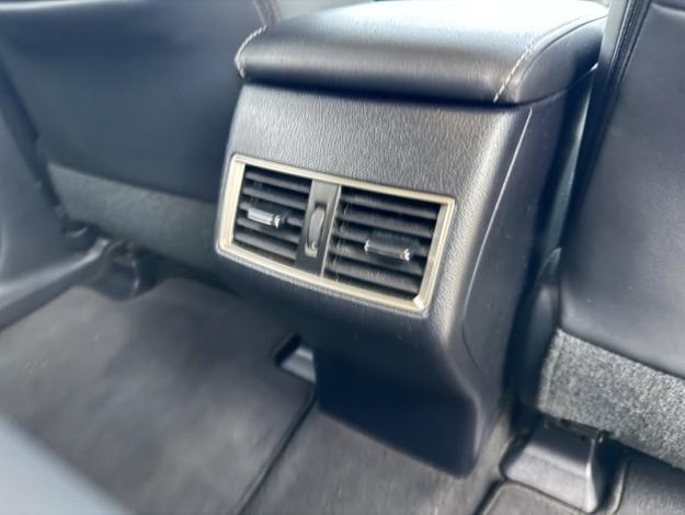 LEXUS NX 300H 2WD Design  
