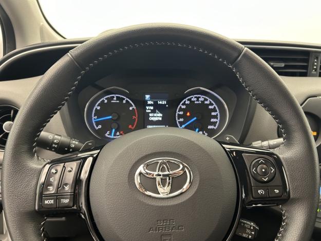 TOYOTA Yaris 110 VVT-i CVT Ultimate  
