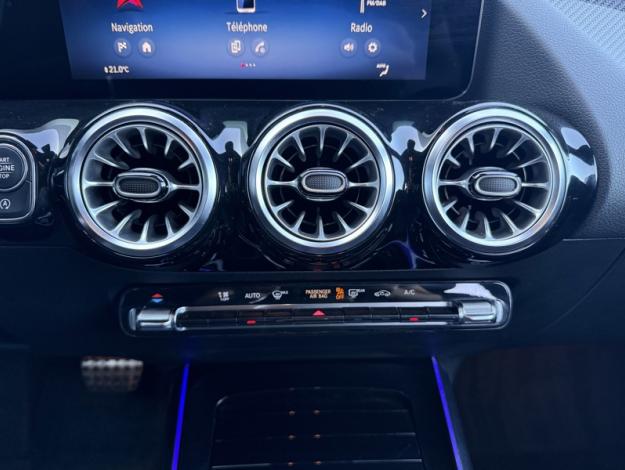 MERCEDES-BENZ GLA 200 d AMG Line  