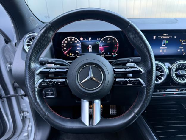 MERCEDES-BENZ GLA 200 d AMG Line  