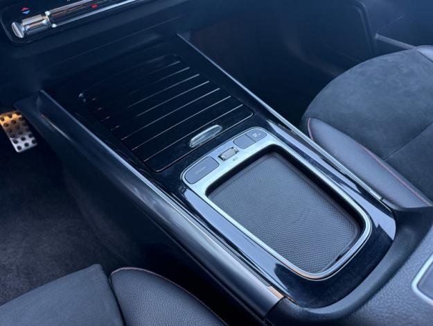 MERCEDES-BENZ GLA 200 d AMG Line  
