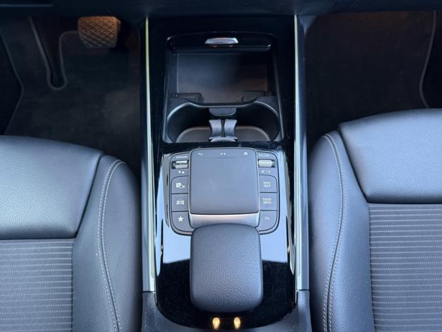 MERCEDES-BENZ Classe GLA GLA 200 d Progressive Line 