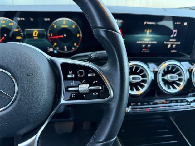 MERCEDES-BENZ Classe GLA GLA 200 d Progressive Line 