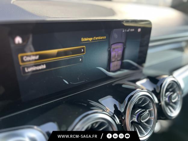 MERCEDES-BENZ GLB 200 d AMG Line  