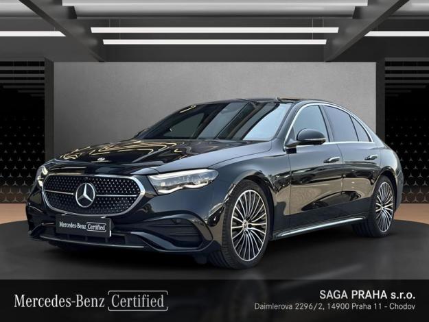 MERCEDES-BENZ  Třídy E E 220 d 4MATIC AMG Line Panorama (1/18)