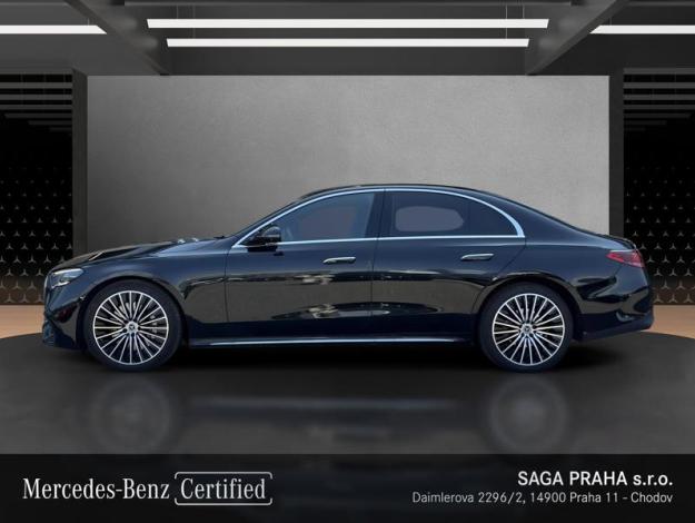 MERCEDES-BENZ  Třídy E E 220 d 4MATIC AMG Line Panorama (2/18)