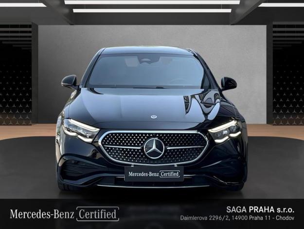 MERCEDES-BENZ  Třídy E E 220 d 4MATIC AMG Line Panorama (8/18)