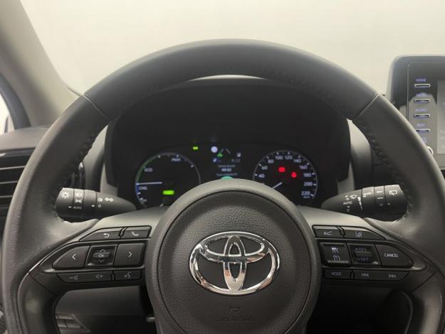 TOYOTA Yaris 116h Dynamic  