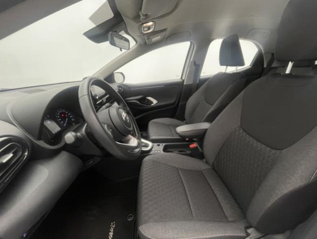 TOYOTA Yaris 116h Dynamic  