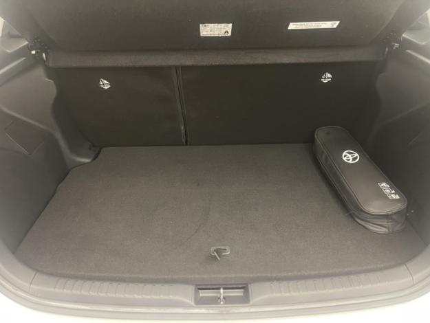 TOYOTA Yaris 116h Dynamic  