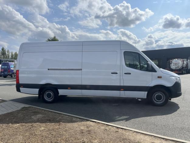MERCEDES-BENZ  Sprinter 317 CDI 43 3T5 First Propulsion 9G-  