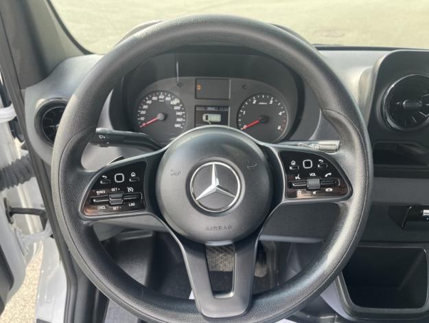 MERCEDES-BENZ  Sprinter 317 CDI 43 3T5 First Propulsion 9G-  