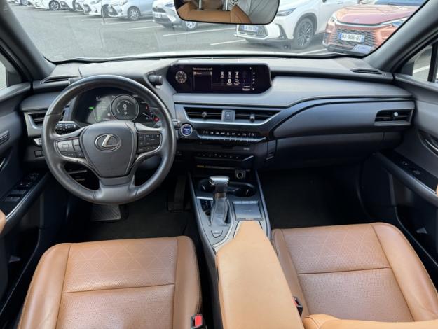 LEXUS UX 2.0 250H 2WD Executive  