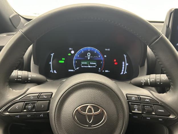 TOYOTA Yaris Cross 1.5 130H DESIGN   PACK CARGO