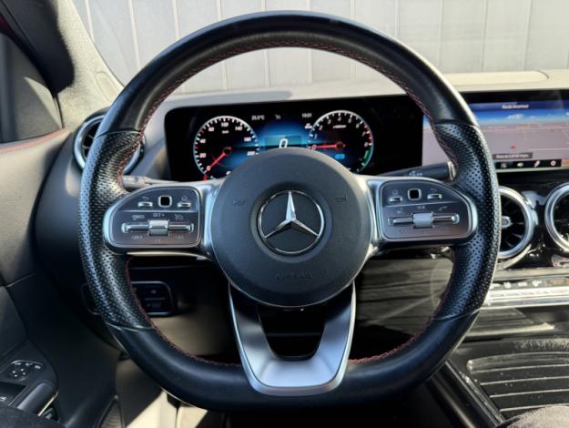 MERCEDES-BENZ GLA 250 e AMG Line  