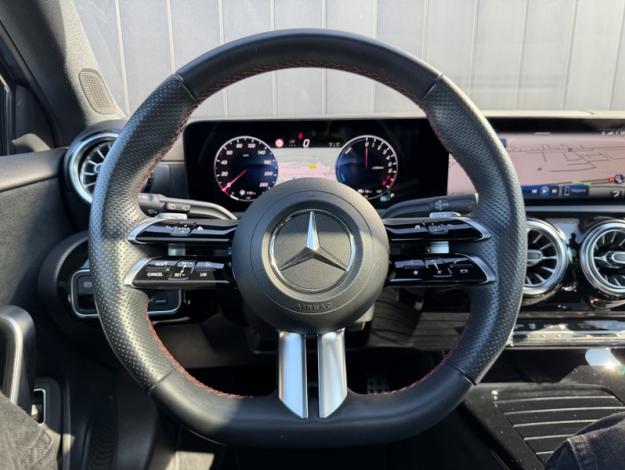MERCEDES-BENZ Classe A 250 e AMG Line  